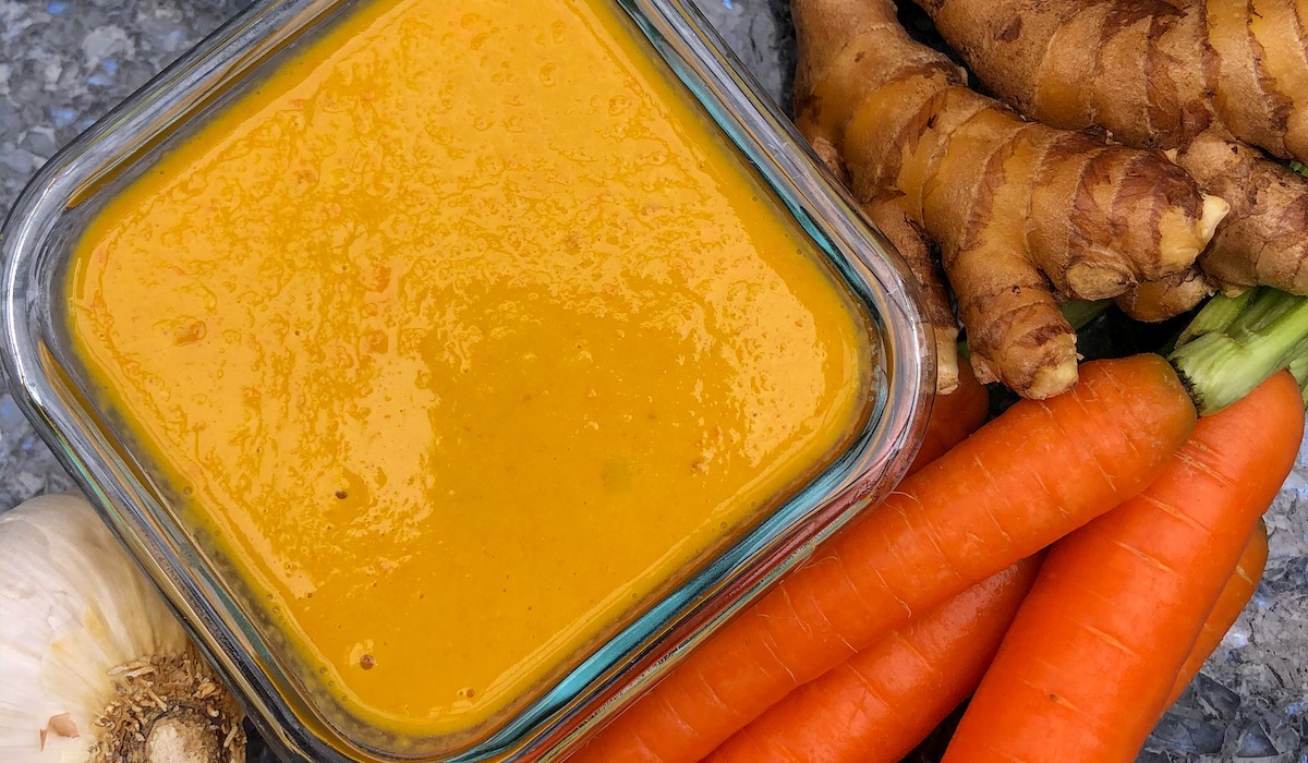 15 Keto Sauces to Add Healthy Fats to Your Meal Prep